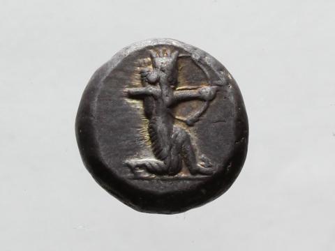 Image for T19: Silver siglos, “King shooting” Carradice Type 2. [Obverse]